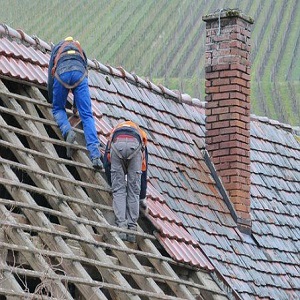What Are Roof Contractors?